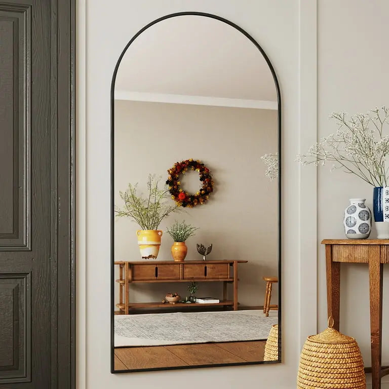 Arched_standing_mirror_
