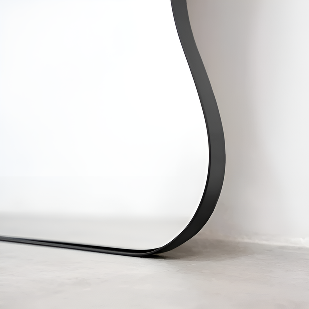 Modern Wavy Full-Length Standing Mirror – Abstract Minimalist Design