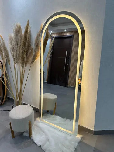Arched Full-Length LED Standing Mirror – Warm Golden Light